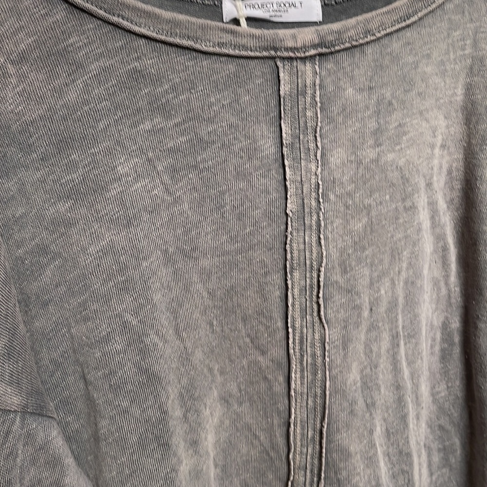 NWT Urban Outfitters Project Social T Soft Gray Top - Picture 2 of 9